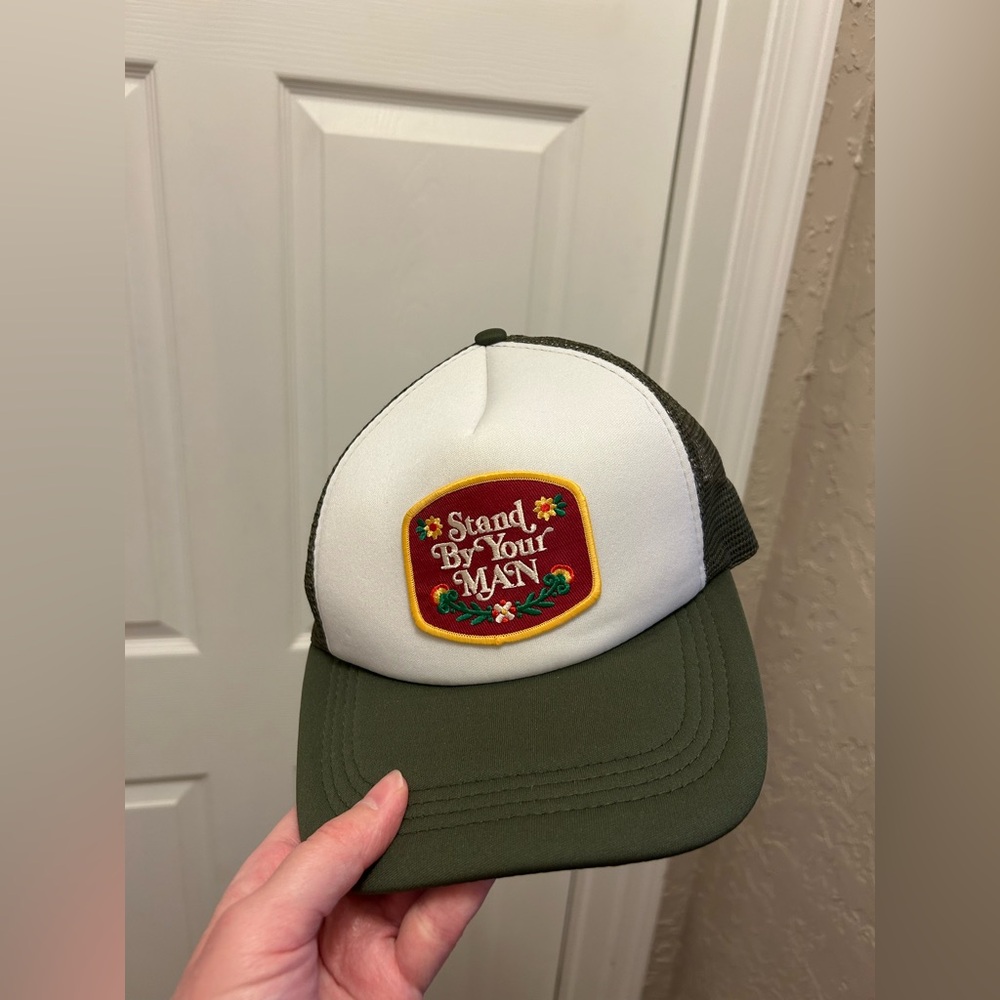 NWOT Embroidered Patch Trucker Hat
